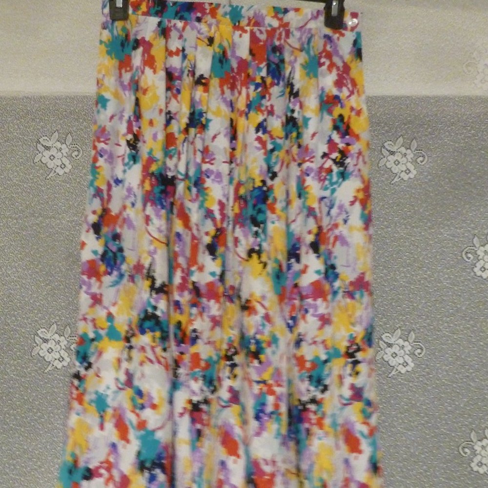 Robbie Sport Colorful  Midi skirt with side pockets & button closure Sz 13/14
